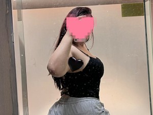 国产女教师 BBWBBwBBW：身材火辣，引发热议